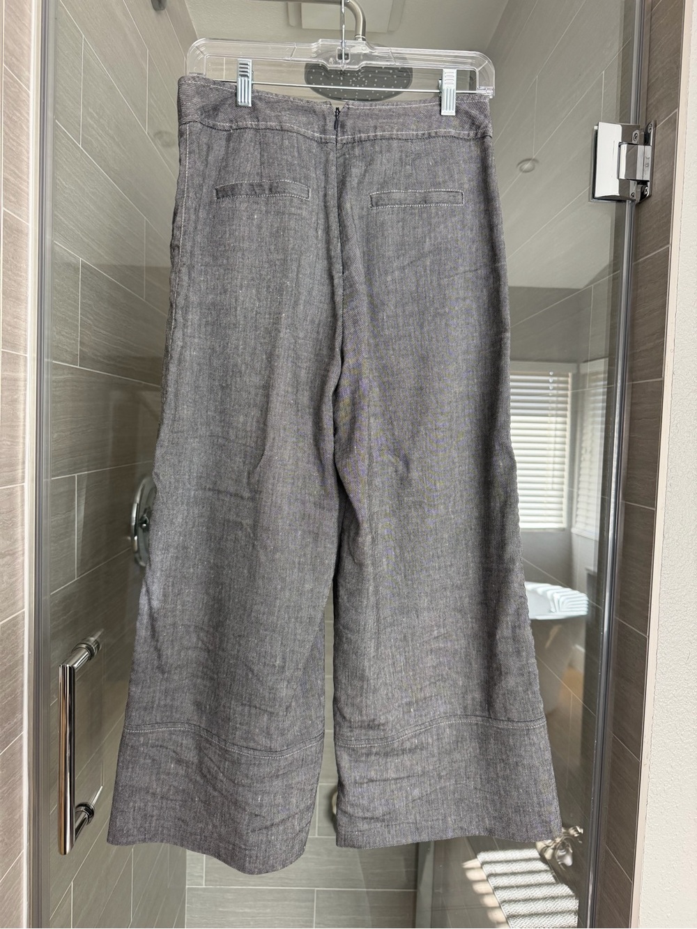 Women’s Wide-Leg Casual Pants in Gray - Picture 2 of 4